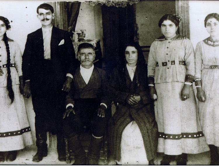Engagement of Anastasis to Eleni circa 1915.